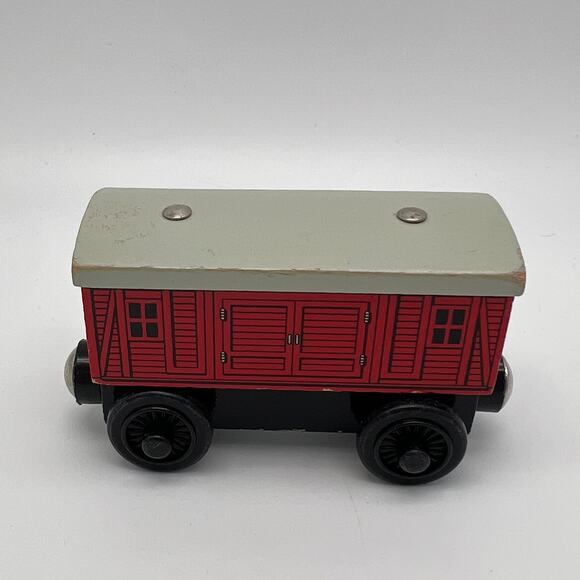 Thomas the Train & Friends Baggage Car Wooden Railway Gullane Red Gray 2003 Toy - Picture 1 of 6